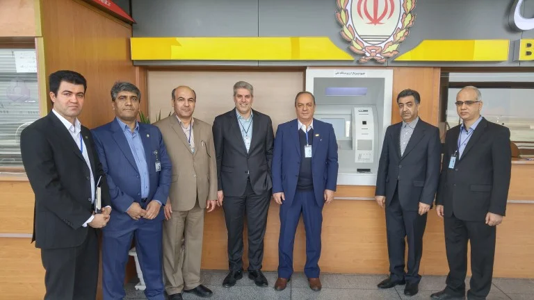 راه‌اندازی خودپرداز ارزی پویا توسط بانک ملی ایران در فرودگاه بین‌المللی امام خمینی