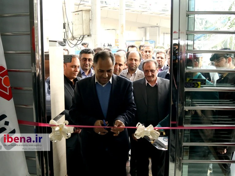 گزارش تصویری از مراسم افتتاحیه خودبانک جامع پویا در بانک ملت